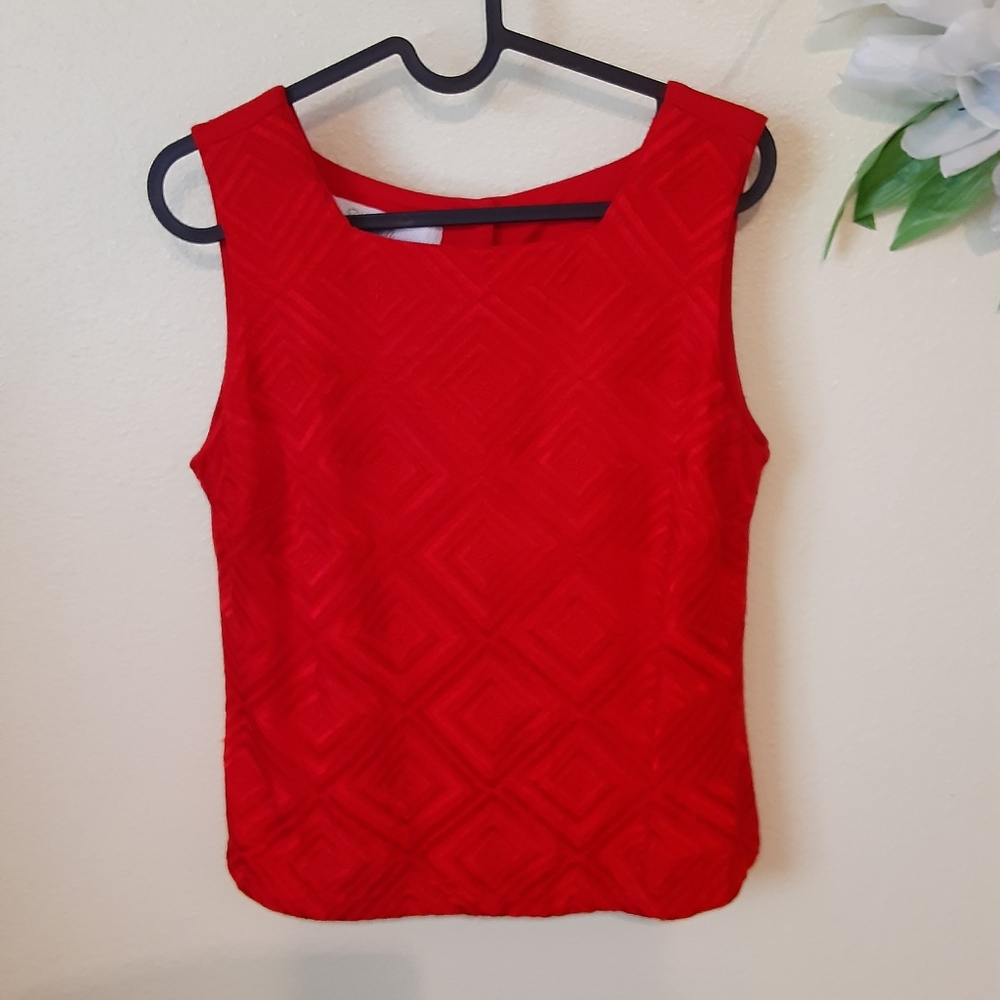 Sarah Elizabeth Elite Vintage Top